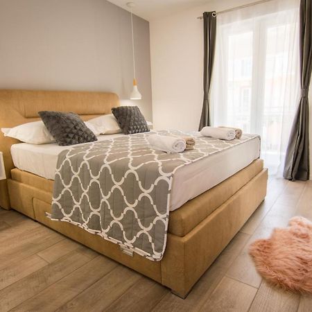 Апартаменты Apartman Petra Макарска Экстерьер фото