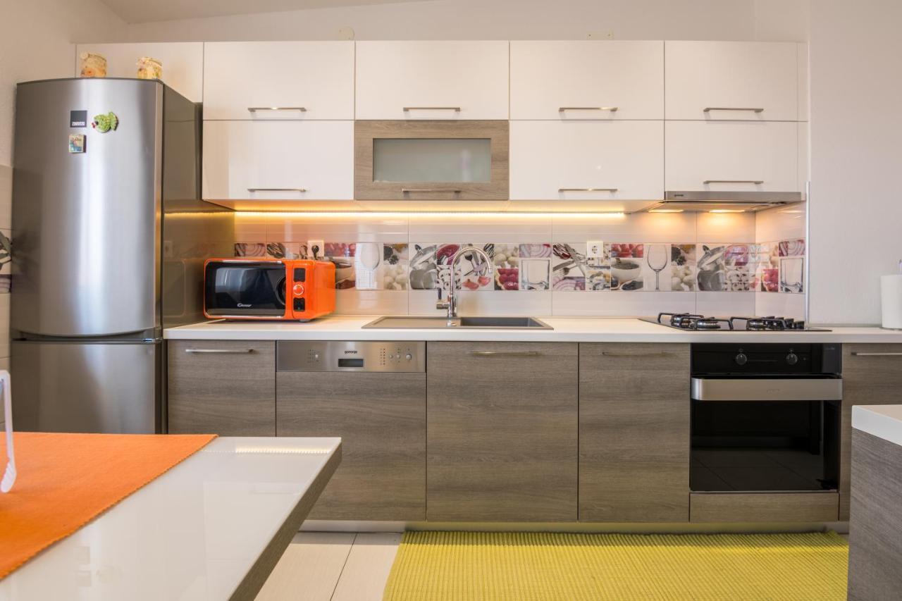 Апартаменты Apartman Petra Макарска Экстерьер фото