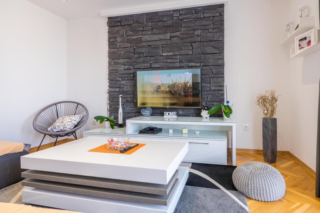 Апартаменты Apartman Petra Макарска Экстерьер фото